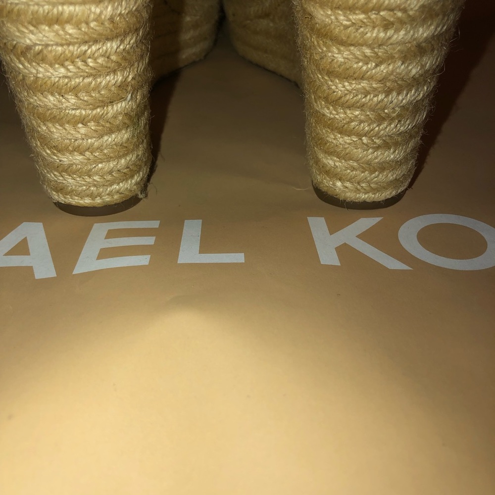 Michael Kors Brown Zebra Print Canvas Shoes B9 - Picture 2 of 8